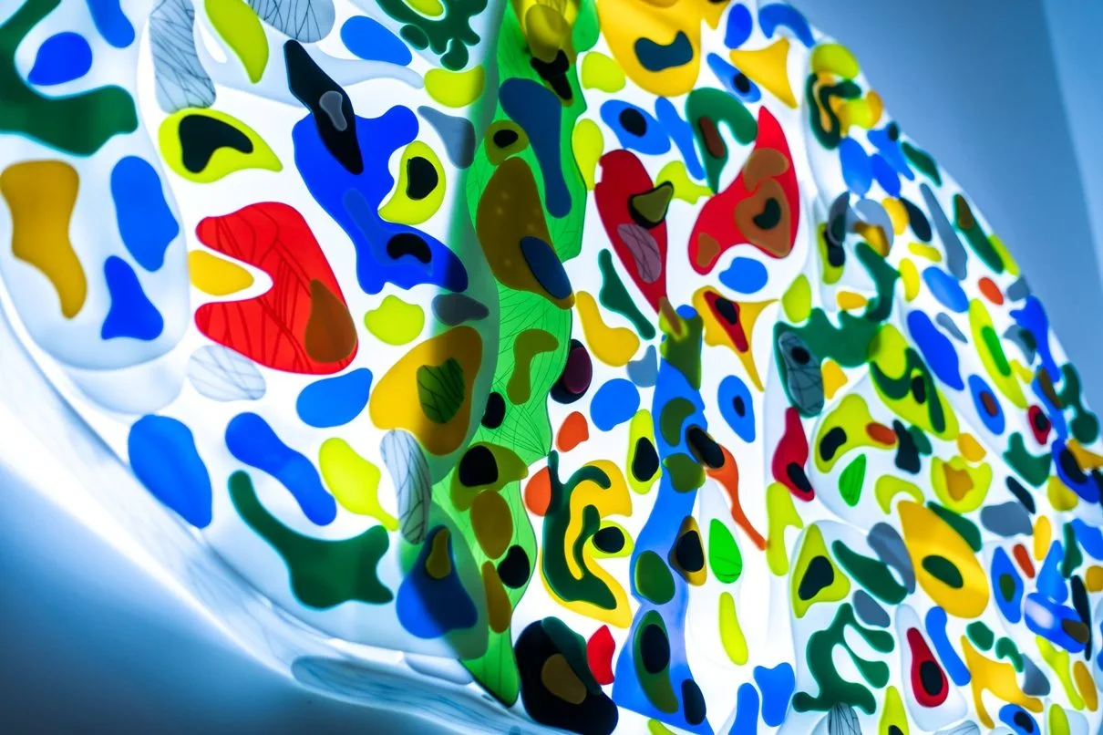 Movement, plexiglas wall installation at Galerie Boris, artist Marko Gavrilovic